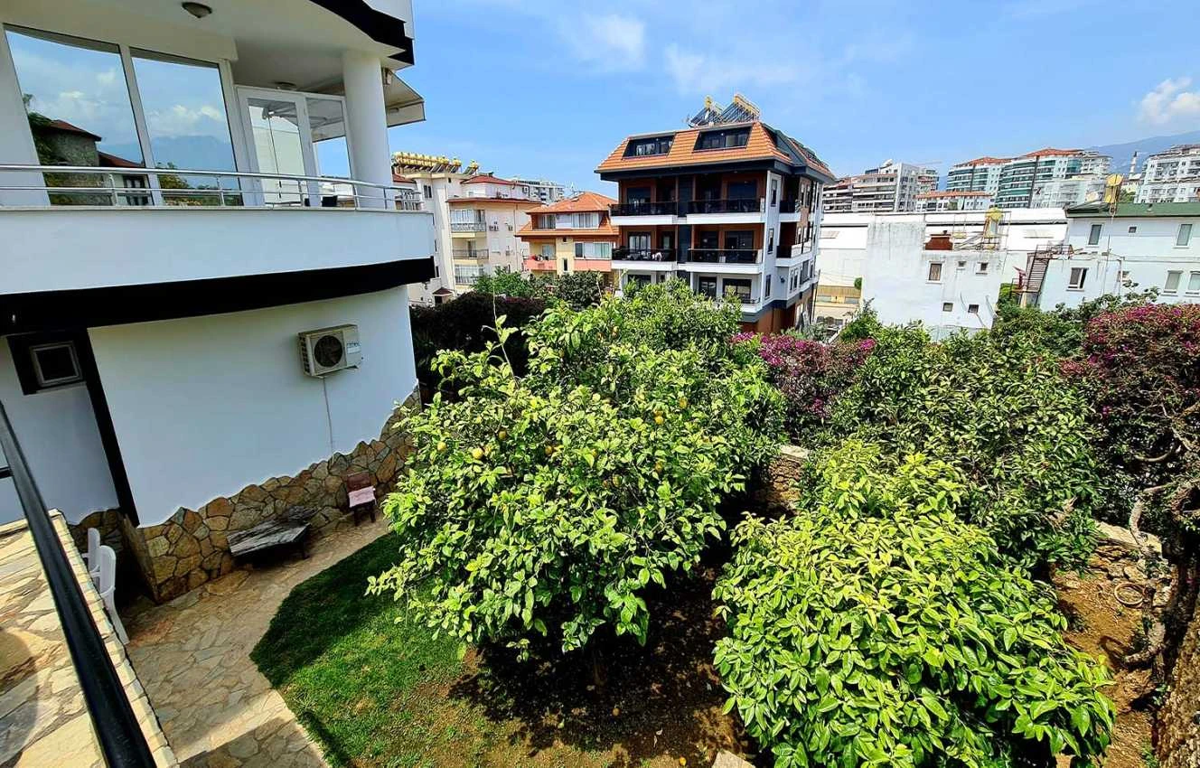 housebind Представляем виллу с тремя квартирами 3 + 1 в Кестель/Аланья