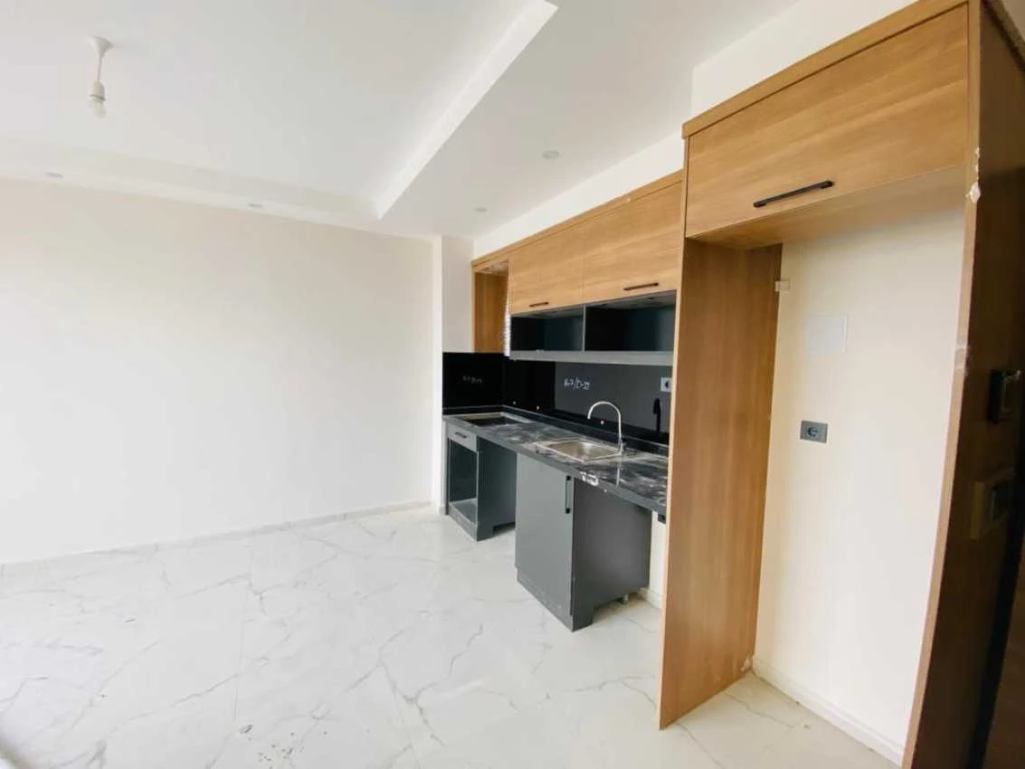 housebind Квартира планировки 1+1 в современном комплексе в Махмутларе /Алания