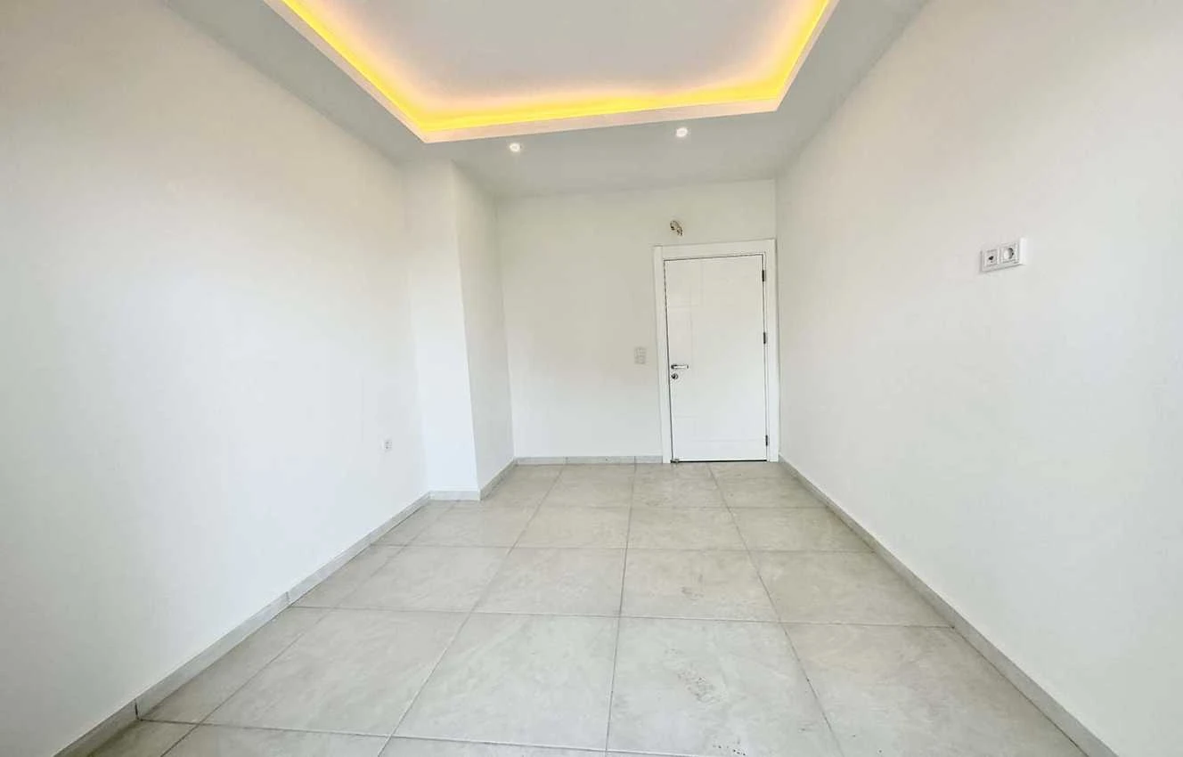 housebind Квартира без мебели 1 + 1 в Махмутларе /Аланья