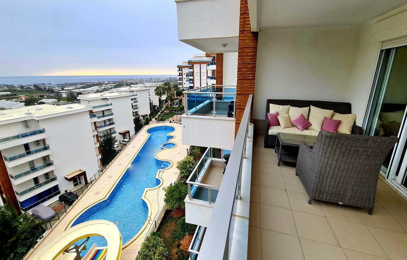 housebind В шикарном комплексе 3 + 1 с мебелью  в районе Каргыджак /Алания