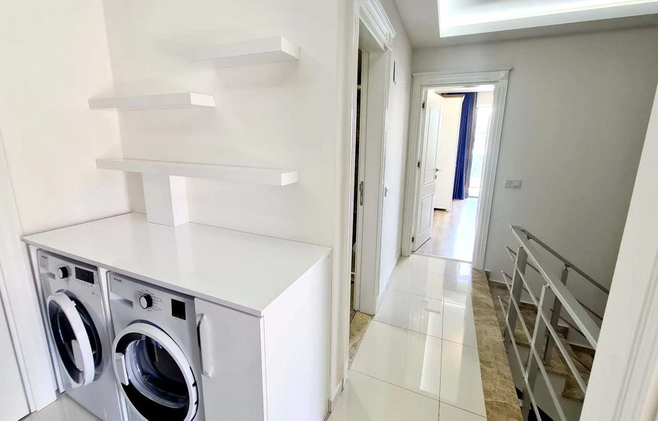 housebind Квартира планировки 3+1 Дуплекс в жилом комплексе Махмутлар /Алания